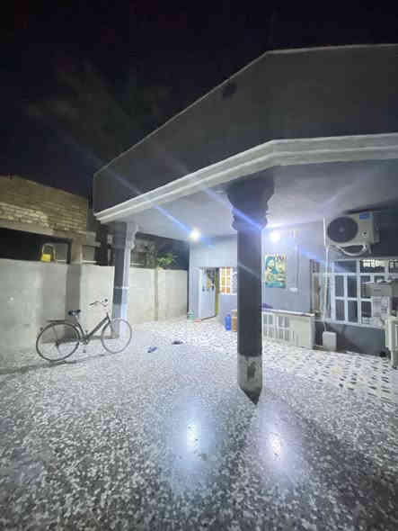 بيت البيع زراعي عقد ٢٥ مساحه ٢٢٠  بناء جديد ٢٠٢٢ كامل من جميع الخدمات كهرباء ماء مجاري تبليط قريب ع مستوصف والشارع العام يتكون من غرفتين نوم وصالتين واستقبال ومطبخين حار وبارد وحمام داخلي وصحيات خارجيه وحديقه  الاستفسار ع هذا الرقم***********
