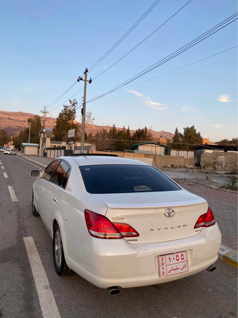 سەرەتا بەناوی خوودا 
Toyota avalon 2009 بڕاوە 
سەیارەکە ئەمریکیە بڕاوەی دوبەیە قەپاتە تەنها بەسمە نییە بێ چاڵو بێ شوختە  دوڕەنگی نییە پارچەکانی جوانە هەموو گیانی بەشەرت گێڕ مەکینە تەقەو ڕەقە برێکی بەستاوە ساردوو گەرم ئیش دەکات بەستراوە کامل زینۆنە کامل کەمەلیاتە گەنجانەیە چوار تایەو ویلی لۆکی لەژێرە مەکینەی بوخاروو دەکەڵی نییە سەوتی دیجیتالیشی نییە بەشەرت بێ  لێدراوە ماڵی مەدەنی بەشەرت سەیارەکە لەساخێک جوانترە 
شوێن کۆیە 
٠۷۷۳۱۷٤٥۳٤۲
٠۷٥٠۳۱۹۷٥۷۹ كويسينجاك, أربيل
