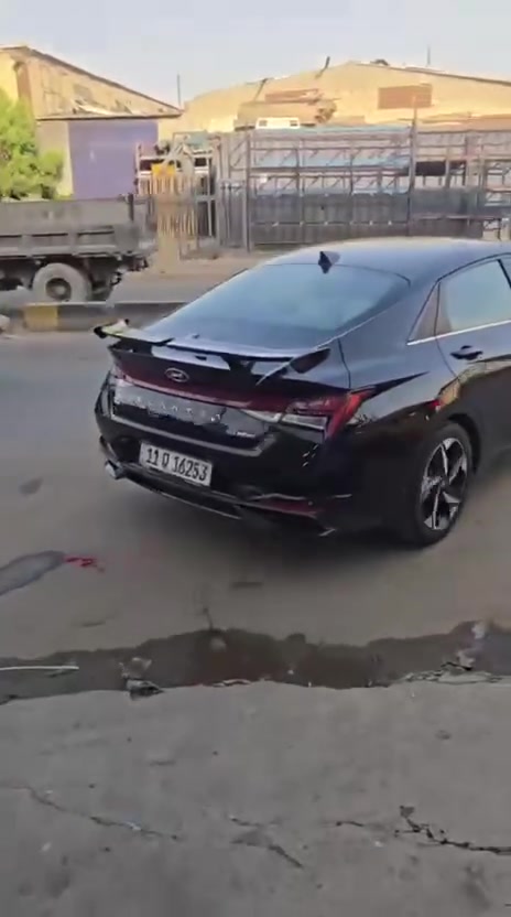 النترا 23 لمتد امريكي تجي فول مواصفات
الحادث ما واصل للشاصي حادثهه يخبل
للتواصل ***********
ملاحضة اني موبياع شراي سبب البيع اريد اشتري رياضي
السيارة كلش نضيفة
محرك دوش
داخل السياره لونين
فتحه سقف
تشغيل عن بعد

    شاشة وسطية 10.25 إنج مع نظام ملاحة.
* شاشة عدادات رقمية 10.25 إنج.
* Apple CarPlay وAndroid Auto
* نظام صوت Bose بـ 8 سماعات.
* مقاعد جلد.
* تبريد وتدفئة للمقاعد الأمامية.
* مقعد السائق كهربائي.
* فتحة سقف.
* شاحن لاسلكي.
* تشغيل السيارة بالبصمة (Push Start).
* إضاءة داخلية Ambient Light.
* كاميرا خلفية وحساسات

السعر 24مليون و 600
