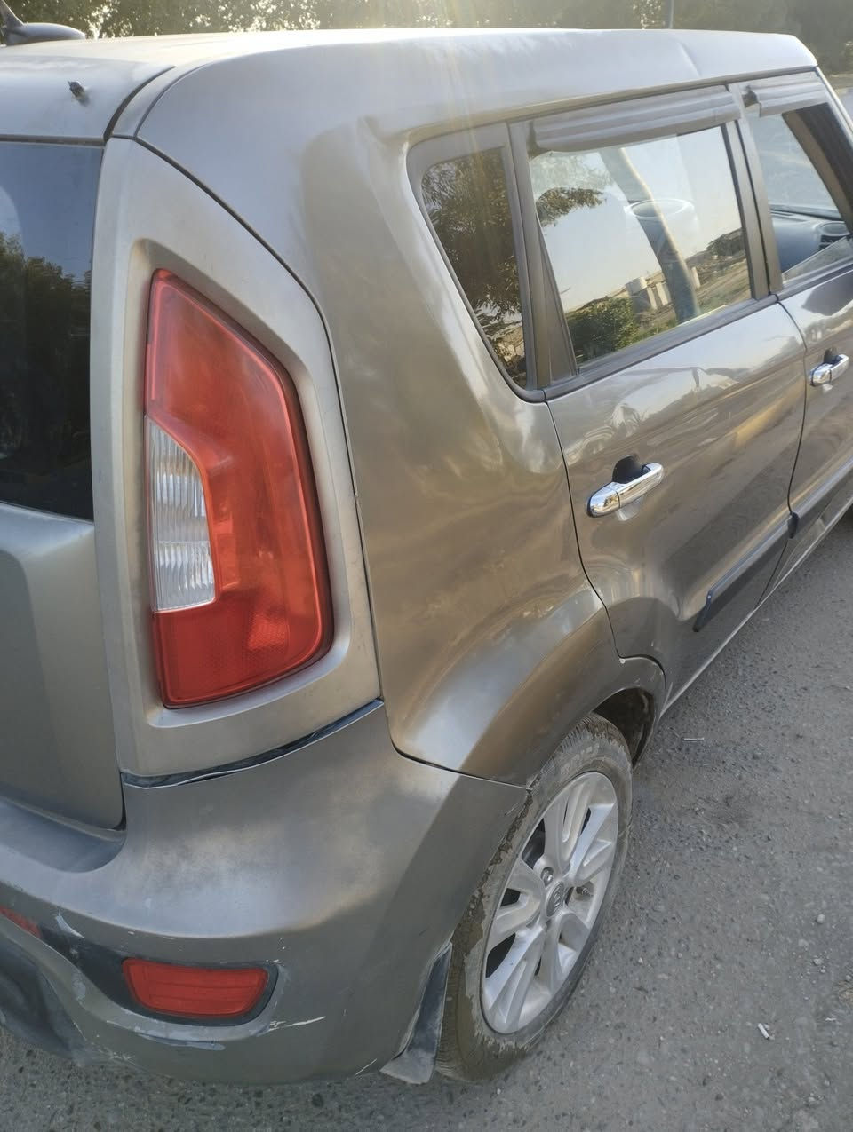 صول وارد امريكي موديل 2013 محرك 2000 دوش السياره رقم بابل بسمي 75 ورقه بيهه ضربه بالتكمه جهه السايق *********** بي وات ساب
