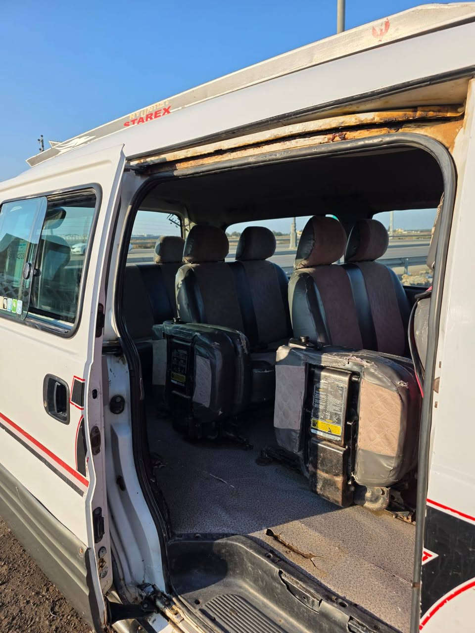 السلام عليكم ستاركس 2007للبيع مكينه كير مكفولات مصفره هيئه وضربه رقم انكليزي بأسمي مكان السياره ديالى الشراي يتصل عله الرقم ***********والرقم الثاني ***********
