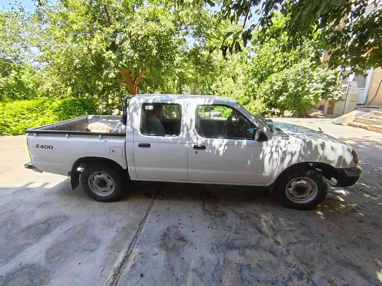 NISSAN2002
*مەکینەی تازە تەشفیت کراوە 
*یەک پارچە بۆیاخی هەیە لەگەڵ  چەن جێگا ساردێک 
*تایەو پاتری تازەیە 
*تەبردی ساردووگەرمی مەزبوتە 
سەنەوی تا مانگی 10 2028تازەیه
*سەیارەکە هەیکەلی زۆر جوان ماوەتەوە
 
نرخى 96 گەڵاو مامەڵە 

***********

