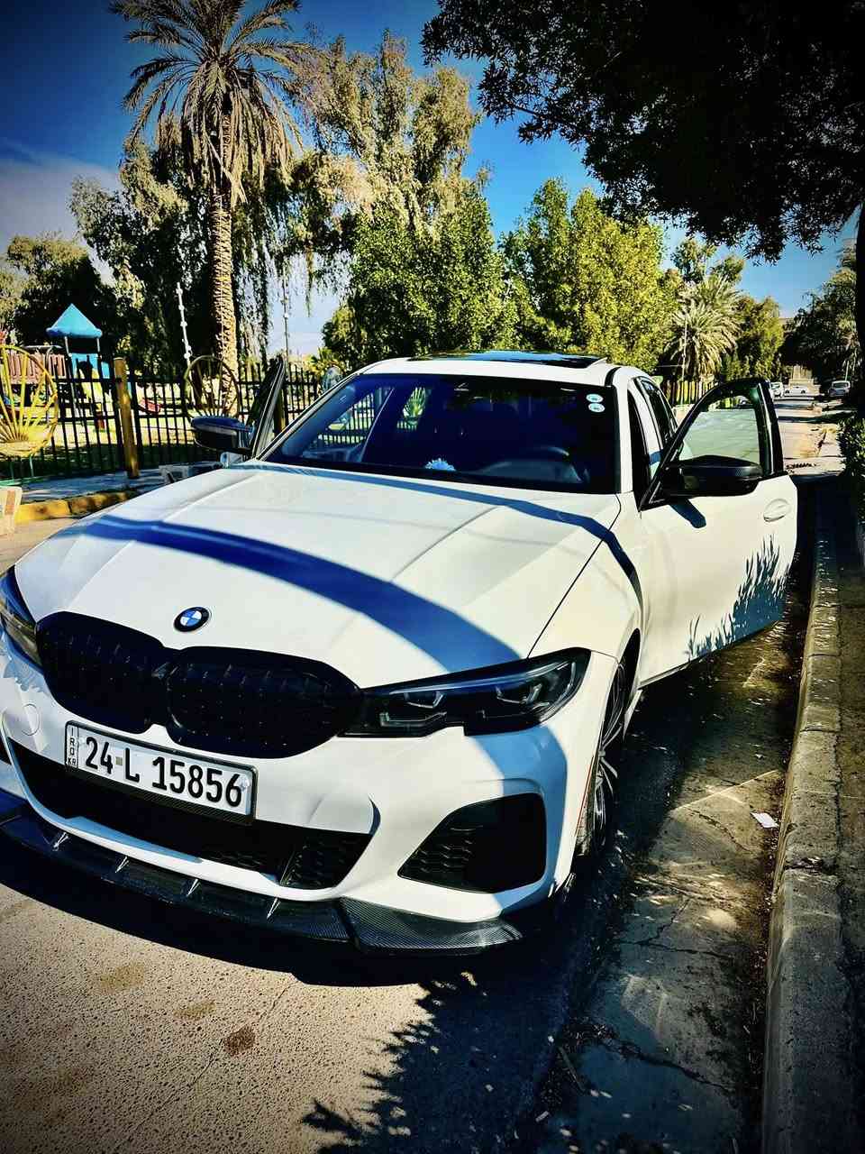 السلام عليكم …..
اخوان عنديBMW340i موديل2022 رقم دهوك باسمي حصراً ماشية55 الف امانة السيارة حلو وخير من الله بانزين بس سوبر افولها دهن بس اصلي اصلي 
موصفات:
1-محرك6 سلندر توين بور تيربو
2-سلايت 
3- داخل اسود ملكي
4-شاشة كار بلي كبيرة
5- رادار امامي
6- توقف ذاتي
7-ثلاث انظمة سرعة(سبورت بلاص+سبورت+ايكو)
8- اضاءة محيطية ليزرية اصلي 360
9-صوت كزوز بلاديBMW اصلي
10_ رادار خروج عن المسار
11- لحية كربون فايبر اصلي
12-مرايات كربون فايبر اصلي
13-سبايدر كربون فايبر اصلي
14- اطارات استيرن كاربون فايبر اصلي
15-اطارات بلوجكتر كاربون فايبر اصلي
16-سبيدر جامة خلفية كربون فايبراصلي
17- لحية جانبية جهتين اصلية
18- فجوج بريك M احمر اصلية
19- سرعة السيارة 330
اخواني السيارة وارد (( مكفولةما طاك اي ايرباك بيها))
حادثها بسيط جملغ وباب عكس السائق .بدون بجم نهائي.. وبيها كلير من امريكة الصندوك وجاملغ خلفي
السعر 290 ورقة
مكاني زيونة- شارع الربيعي او البنوك 
ابو مهيمن ***********
