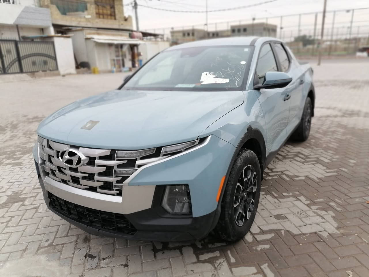 ياالله 
السلام عليكم بيكم سنتا كروز 2024 وارد امريكي 

Hyundai Santa  2024 Green 2.5L 

حجم المكينه : 2500 تيربو

المسافه المقطوعه : 11الف ميل  

الضرر :  باب الحوض والدوسة السيرة  موضح  بالصور

الايرباك : سليم مطاك ولايرباك 

المواصفات

2.بصمه

3. كشن كهرباء 

4. ويل كب 

5.رادارات 360

6.تشغيل عن بعد 

7.لايتات لد 

8. لايتات زنون

9. اشاير بالمري

10. تحكم 

11.كامرة

12.كشنات كهرباء

14.هندبريك بصمه

15.هيترات بالكشنات

السعر : ١٩٠ ورقة

تفاصيل آكثر هذآ رقمي *********** *********** 

مكاني بغداد الحبيبية
