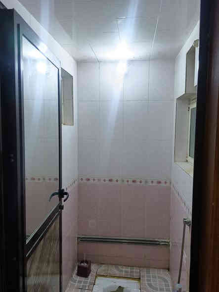 دار للبيع 300 متر للبيع حي العدالة منطقه القضاه على ساحه واجهة 15 نزال 20 
يحتوي على 5 غرف نوم وصالتين ومطبخ واستقبال وحديقه داخليه وخارجيه ومجموعه صحيات عدد 4 بناء نظيف جداً 
ارضيه مرمر السقوف جمس بورد 

__العنوان /النجف الاشرف _حي العدالة _شارع المستوصف 
 
نستقبل جميع العروض التجارية في كافه احياء النجف اداره مكتب الميار للعقار 

🟨للاستفسار الاتصال على الرقم التالي او مراسلة الصفحة 
 
📞 عباس الجنابي ***********
📞عباس هاتف الشايب ‏‪0780 151 4138‬‏
