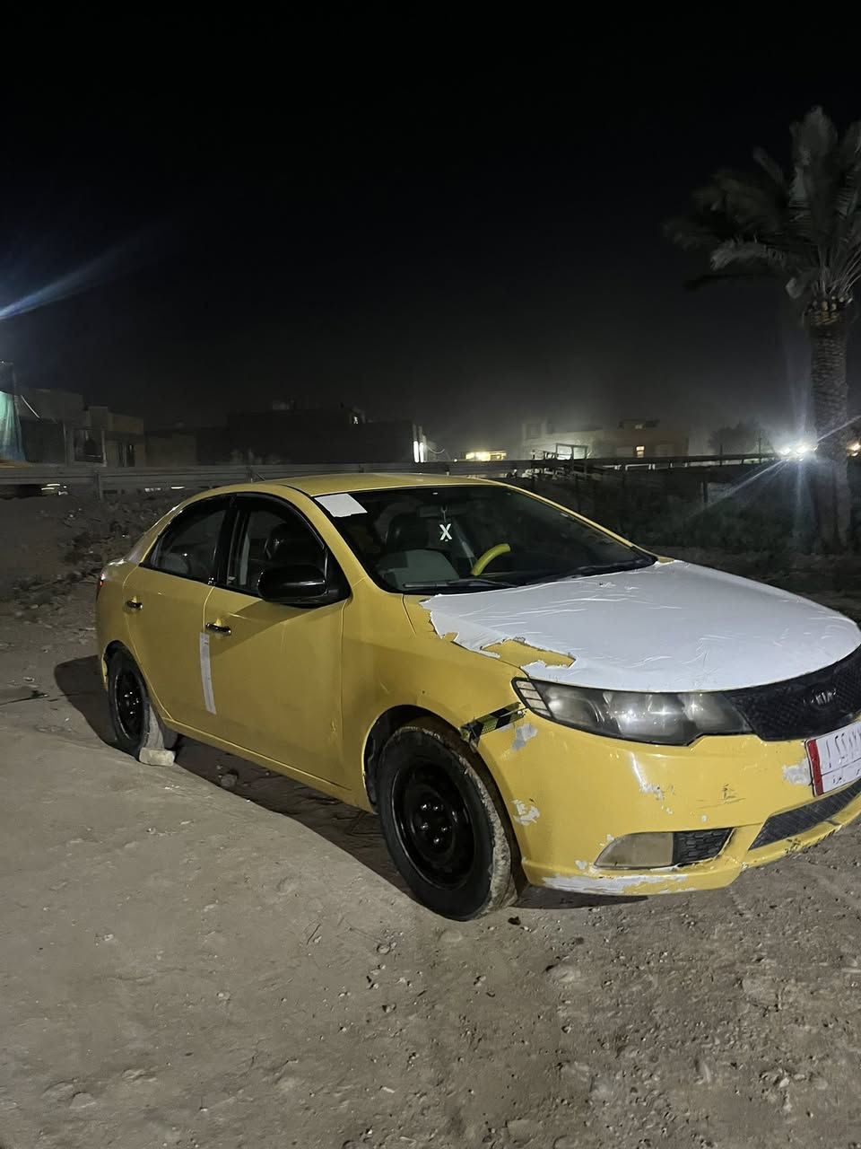 سلام عليكم فورتي 2010 محرك 2000 وارد  امريكي حادثها جاملغ امامي مع ايرباك تكمة سايرة ماشية 400تقريبا بهل حدود كير عادي كير عادي صدر تعبان ودعامية امامية بيها ضرر بسيط اما تبريد محرك كير مكفول سيارة خير من الله رقم ديالى وجام جوبي فول عادي 74سعرها وبيها مجال تحويل ثاني يوم مكان بغداد رقم الهاتف ***********
