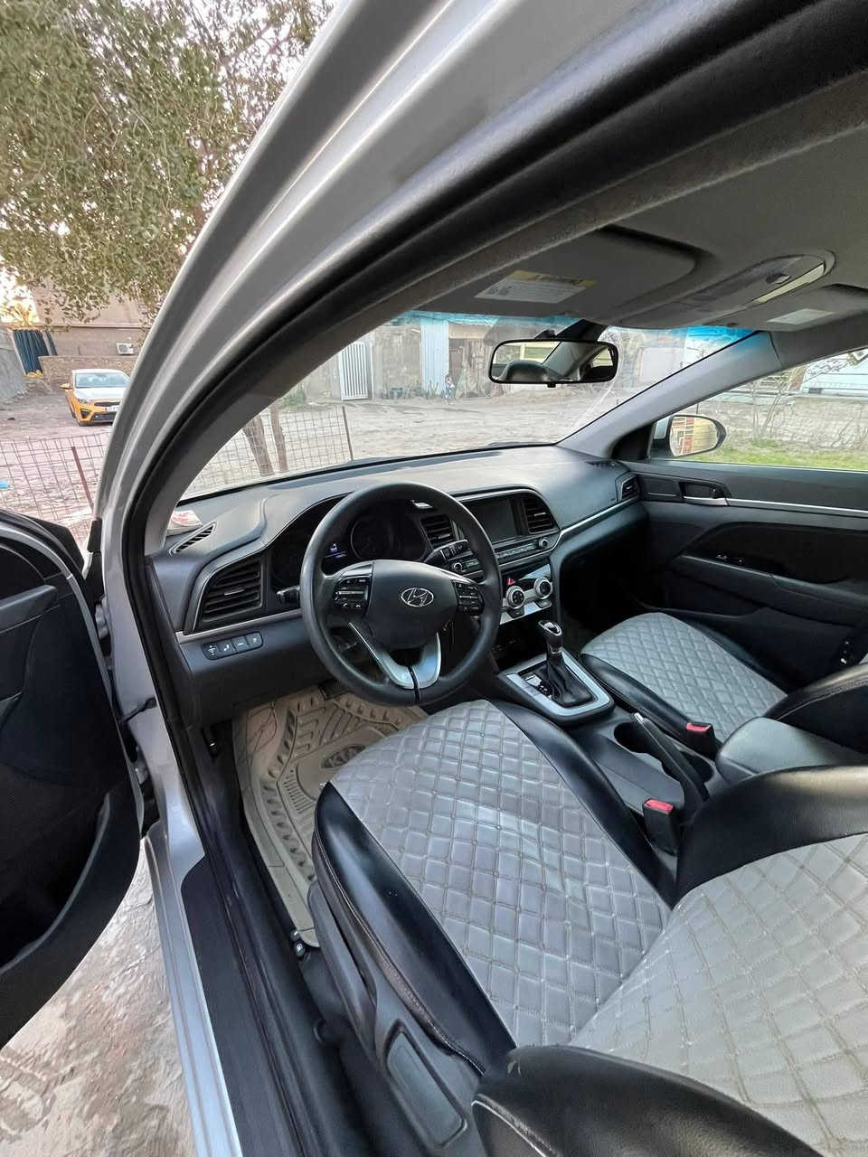 النترا 2019 رقم بغداد انكليزي سنويه لل2030 تحويل ثاني يوم ضررها طخه بل بنيد بدون ايرباك السياره كلها ليبل واحد  مكينه كير كفاله تجي وتفحص سعرها  142وبيها مجال بصيط حك الجيه مكاني بابل محاويل ***********
