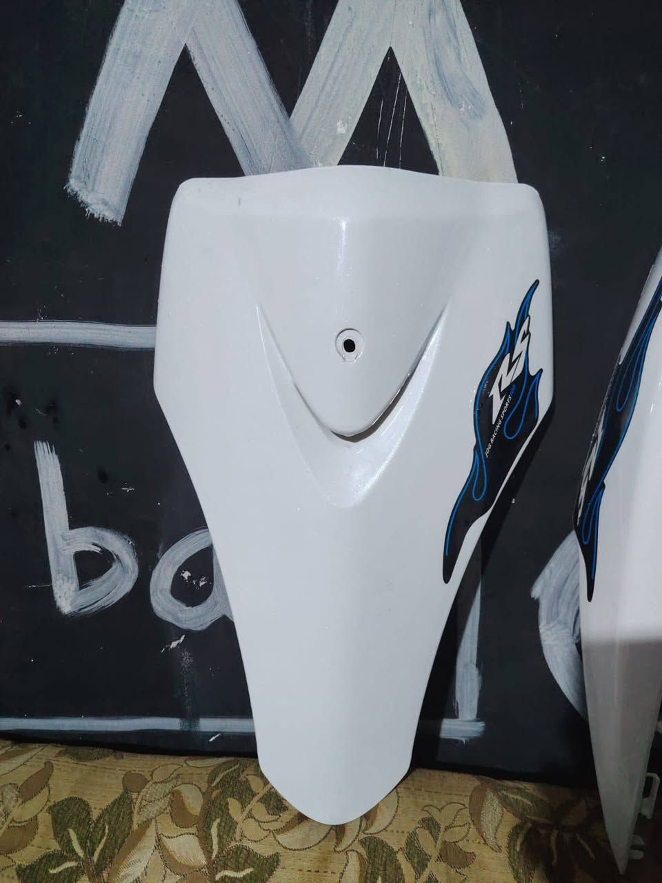 سلام عليكم شباب كفرات ماكس عدله اللبيع كاملات شخط ما بيهن استفسار عله هاذه الرقم***********
