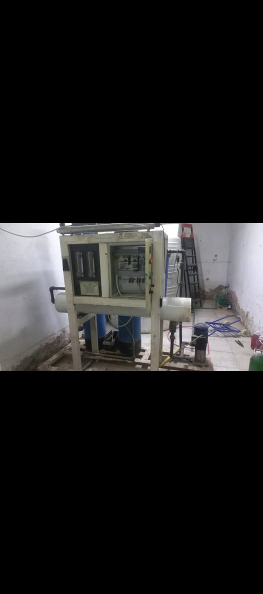 محطه ماء ارو كامله تانكيات الوطني ٣الالف لتر العنوان بغداد البلديات***********
