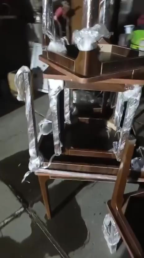 طبلات خماسيه جديد غير مستخدم للبيع سعرهم 150 خشب الثقيل


**إذا كنت صاحب هذا الإعلان وتريد حذفه لأي سبب، رجاءا أرسل رسالة إلى الدعم الفني**