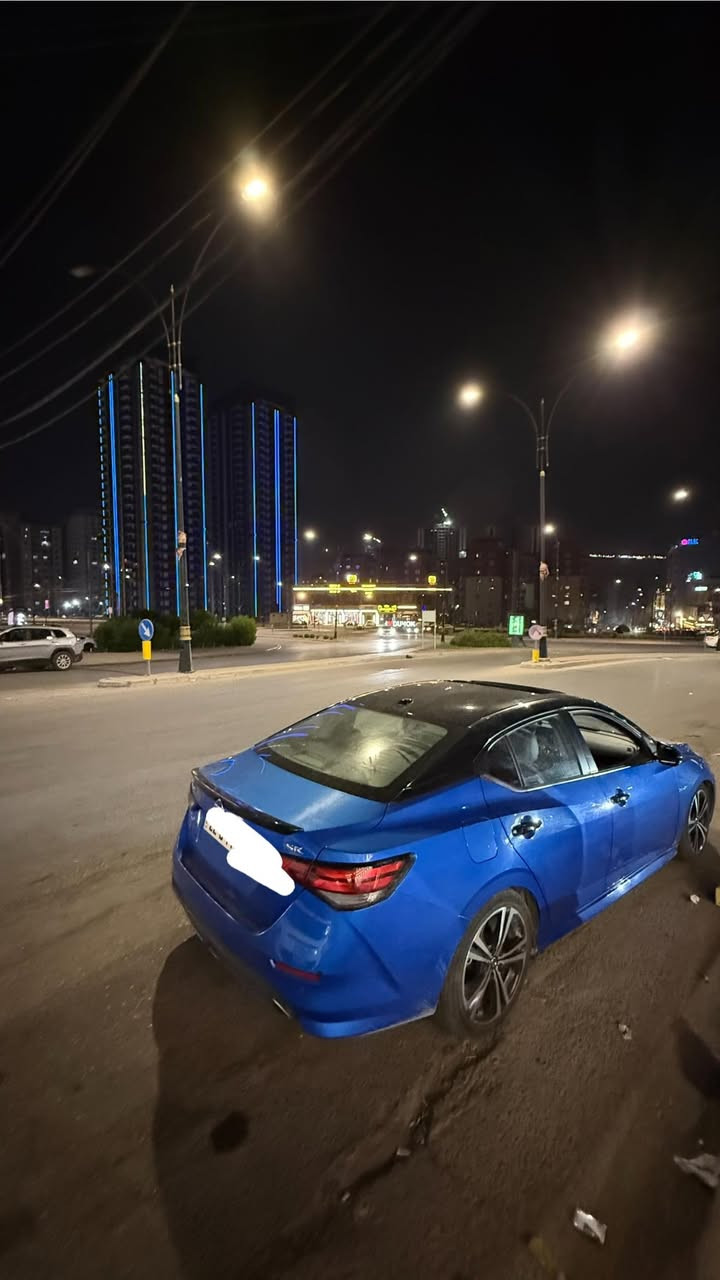 سلام عليكم

نيسان سنترا 2021 SR 

 اعلى فئة  بالسنترا  تو كلر السيارة

قمارة وتكم اسود بلادي + سلايت

مواصفات SR : سقف اسود بلاد , بصمه , تشغيل عن بعد , شاشه ايباد , رادار امامي , رادار خلفي , رادار بالمري , لايتات زنون , لايت لد , بلاجكتور  , ويل كب 18 , ابواب بصمه تشغيل عن بعد بصمة تشغيل, حساس خلفي , تحكم ستيرن , 50  Mi  ماشيه , SPORT , NORMAL , ECO , تحديد مسار  مثبت سرعه . سستم سماعات بوز , تدفئة كشن وستيرن 

كشنات جلد
 
5 كامرات  

كير و محرك بشرط مكفولات 

حجر بيئه و رادار بلاد 

رقم اربيل تحويل للمشتري 

السيارة بدون صبغ بدون تبديل فقط بارد بيها

ايرباك استيرن فقط  راجع بلادي 

الباقي مكفول

صورة الحادثة والسونار مرفق مع الصوره

بيها ملاحظات بسيطه راسلني وتدلل

مكان السياره موصل 

واتساب : او الاتصال عالرقم

***********

165  ورقه سعرها
