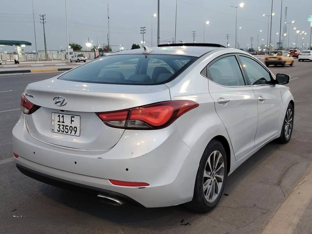 السلام عليكم النترا موديل 2016 وارد خليجي رقم انكليزي بسمي محرك 2000 جي دي اي فول موصفات تبريد ثلج محرك وكير مكفول وسونار شوفت عينك بغداد مدينه الصدر السعر 110 وبيه مجال للشراي رقم ***********
