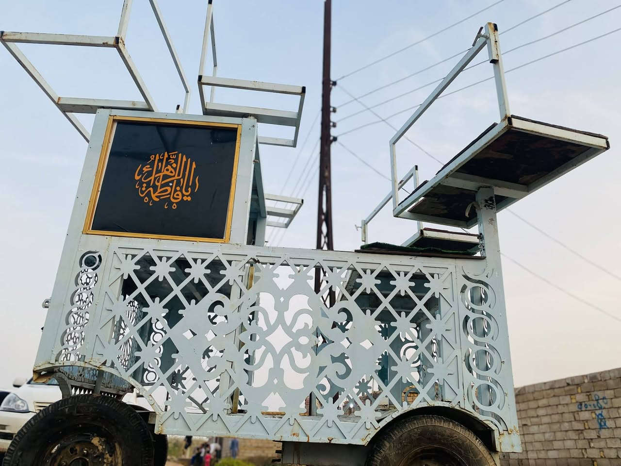 عربانه للبيع بسعر مناسب سعر خاص ***********
