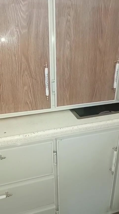السلام عليكم كاونتر للبيع الكسورات يتصلحن قبل نقل


**إذا كنت صاحب هذا الإعلان وتريد حذفه لأي سبب، رجاءا أرسل رسالة إلى الدعم الفني**