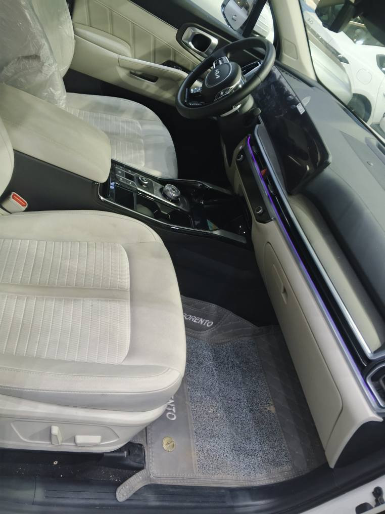 سورنتو خليجي زيرو 2025 كفاله عامه بالظمان فووووووول مكانها الكاظمية للاتصال *********** بغداد, العراق
