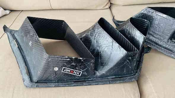 سلام عليكم 
سكوب دعامية امامي بى ام بى هاذا شكل
كاربون فايبر عقيقي
سعر شريكة شويه هواية 😁
بس اني أبيع ب ( ٥٠ ) الف فقط. 
توصل موجود
***********
واتساب موجود.
