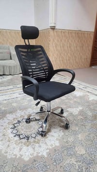 كرسي مشبك • حمزة القادسية