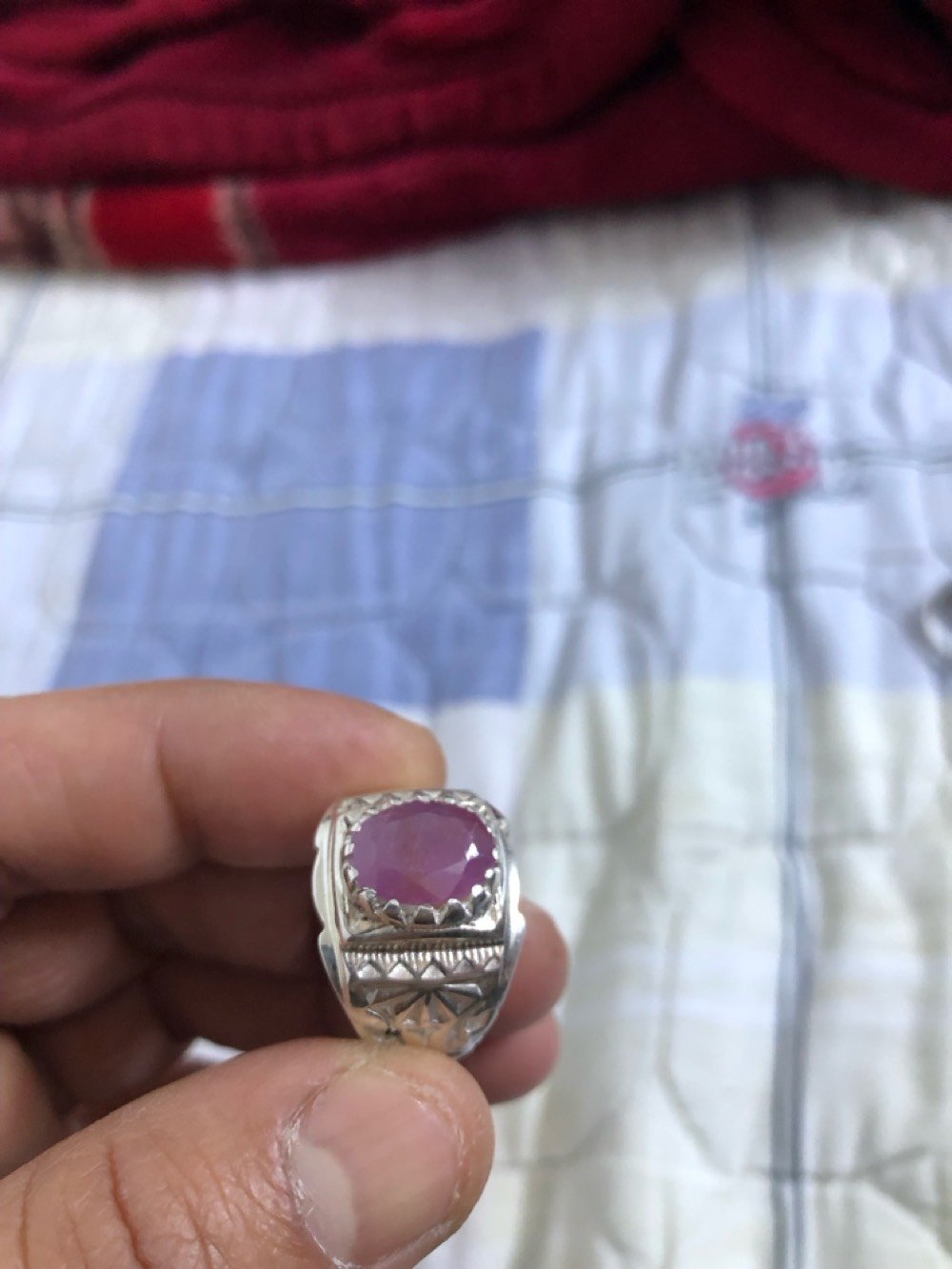 خواتم مختلف الصياغات والاحجار كلها اصليه والفضه عيار ٩٥٠
جمشت/ اوبال /زمرد/ ياقوت/ اكوامارين/ زفير/ توباز/ مرجان/ عقيق اسود