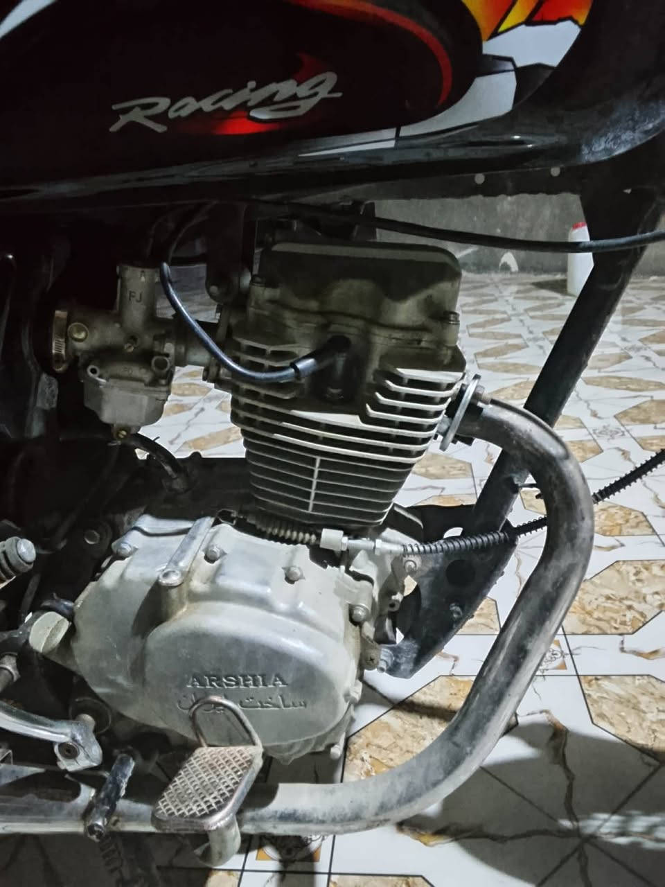 سلام عليكم دراجه للبيع السعر 300وبيه مجال الشراي يتصل ***********ما متواجد عل فيس ملاحضه الدراجه كلك كلك كلك
