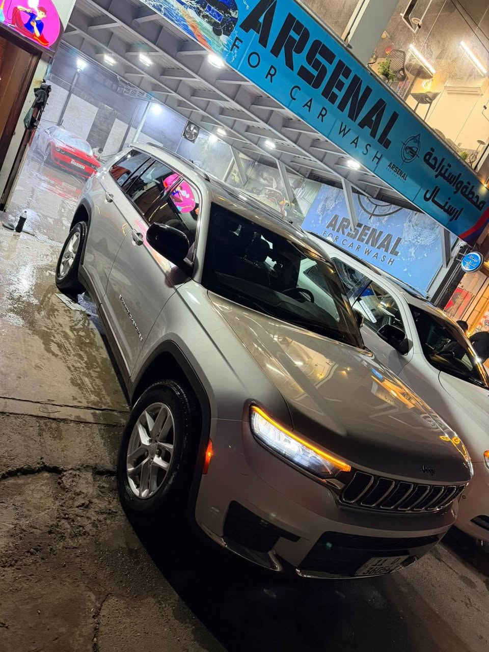 سلام عليكم جيب موديل 2023
بدون ارباك بدون دواخل بوب 2 مبدلات نفس لون 
سياره 7 راكب 6 سلندر
فتحه
اي استفسار ***********
مكانها بغداد 
تابعوا الصفحه تنشر بيها هواي سيارات بغداد, العراق
