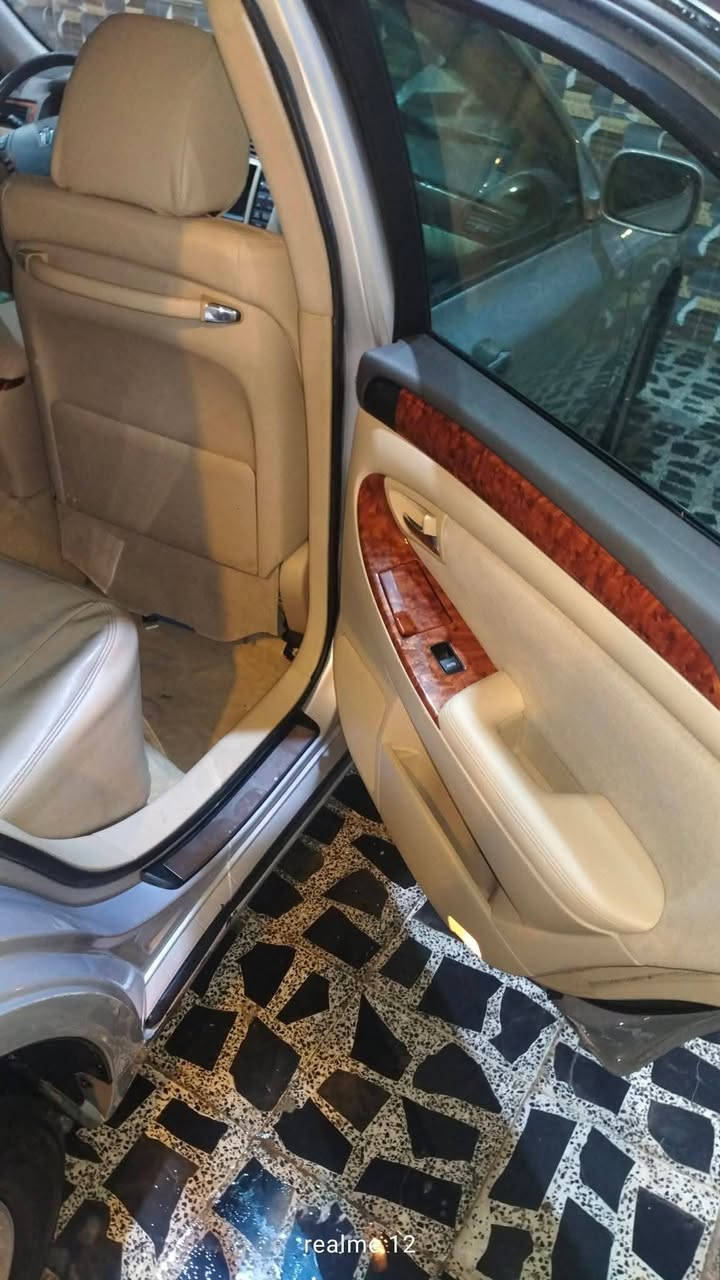 شاهينه أدوات دخول جديد لون بحري كصه جنطه بصمه سوده داخل عسلي جلد سياره جديده طك  كارتون استيرن كهربائي شاشه كامره خلفيه حساسات دكمتين شاصي 82 تبريد كهربائته شغاله حداديه جديده شاصي S امرايت شفط مري تخم تاير جديد سياره ماشيه 11 ألف مكان السيارة ميسان السعر 37 وبيها مجال قليل
رقم الموبايل ***********
