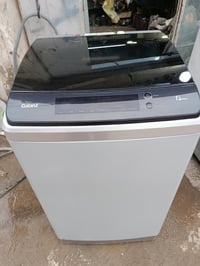 غسالة أوتوماتيك حجم ١٥ جدا نظيفه و ضمان سنة حديثة لمس نوع كالانز الحاف...