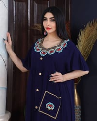 كشمير مطرز • مقاسات ٢XL-٥XL • ٦ ألوان