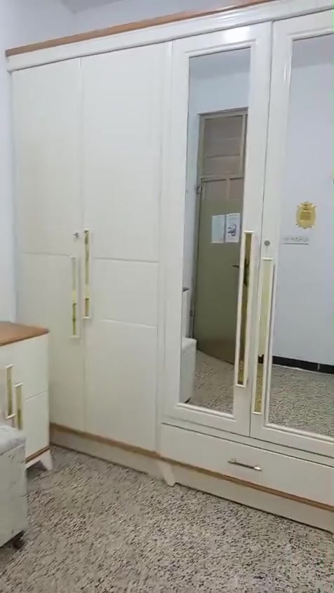 غرفه صاج عراقي تصميم تركي الله شاهد تكمه 
استخدام اقل من شهر 
الغرفة بحقيقة احلى بهواي مع اناره مع دوشك طبي غير مستخدم 
السعر ثلاث ملايين و بيهه مجال 
سب البيع (النتقال)
العنوان العبيدي شهداء الثانية


**إذا كنت صاحب هذا الإعلان وتريد حذفه لأي سبب، رجاءا أرسل رسالة إلى الدعم الفني**