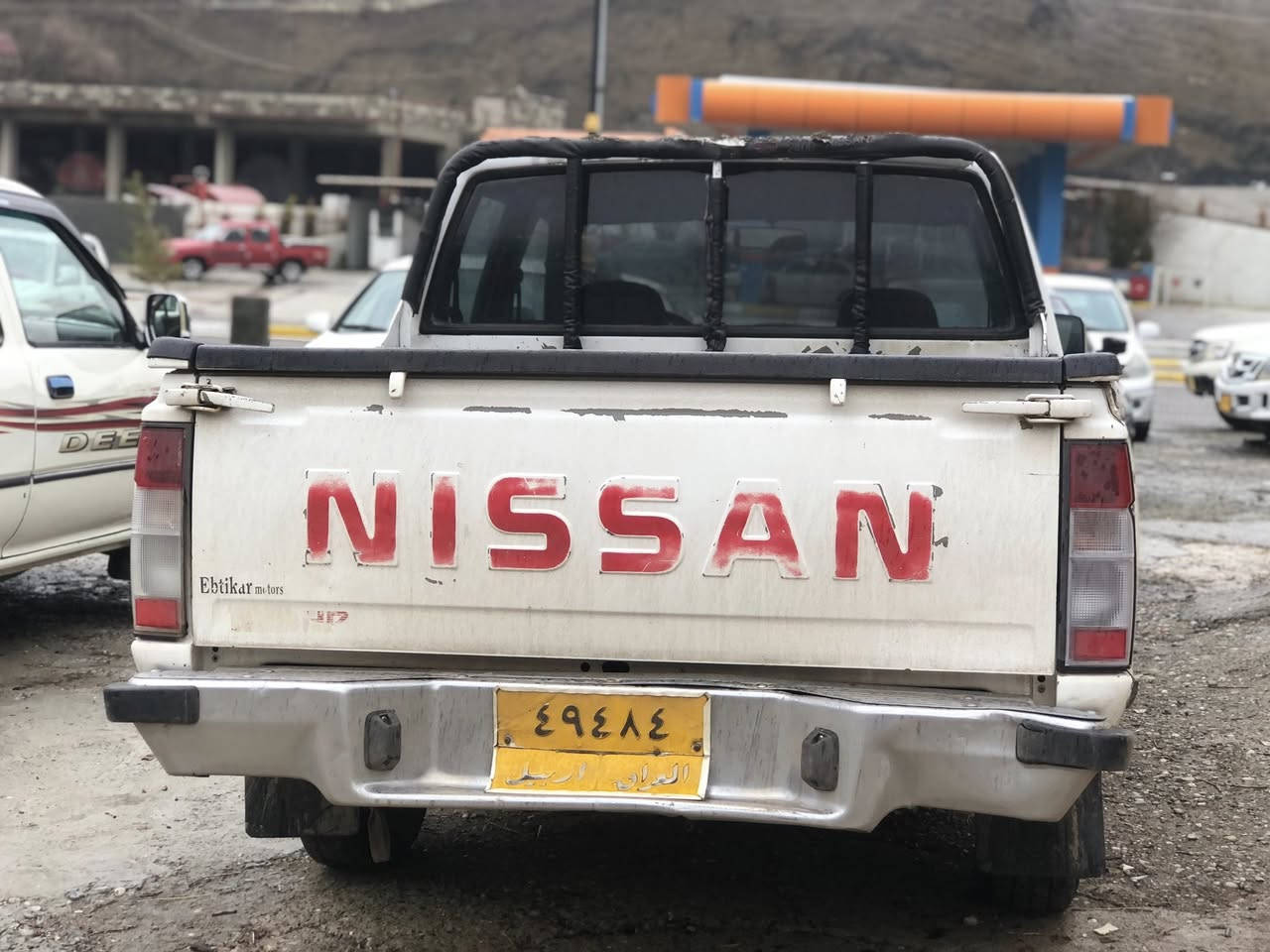 پیکاب نیسان ٢٠٠٨ یابانی   گیر و مەکینە و ئەکسل بەشەرت رەقەم اربيل٢٠٠هەزار رۆیشتوە نمونە لە جوانی بئ بویاغ  بئ لئدان   نمونیە مالی دۆستە ١ دینار مەسرەفی تیدانیە سەیارەکە لۆکە  نرخی ١٢٤  کەمێک مەجال *********** —***********
