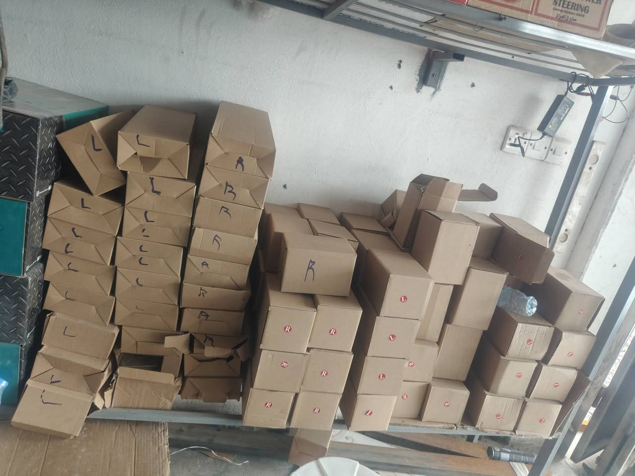 تم وصول دعاميات خلفي امامي كمبريسر تبريد و فإن اشاير لايتات بلاجكتور وايرات ابلكات و ابلكات راديدر عاديو اوتماتيك و جام مثلث و جام مال البيبان و دبلات امامي وخلفي اتصال ***********
