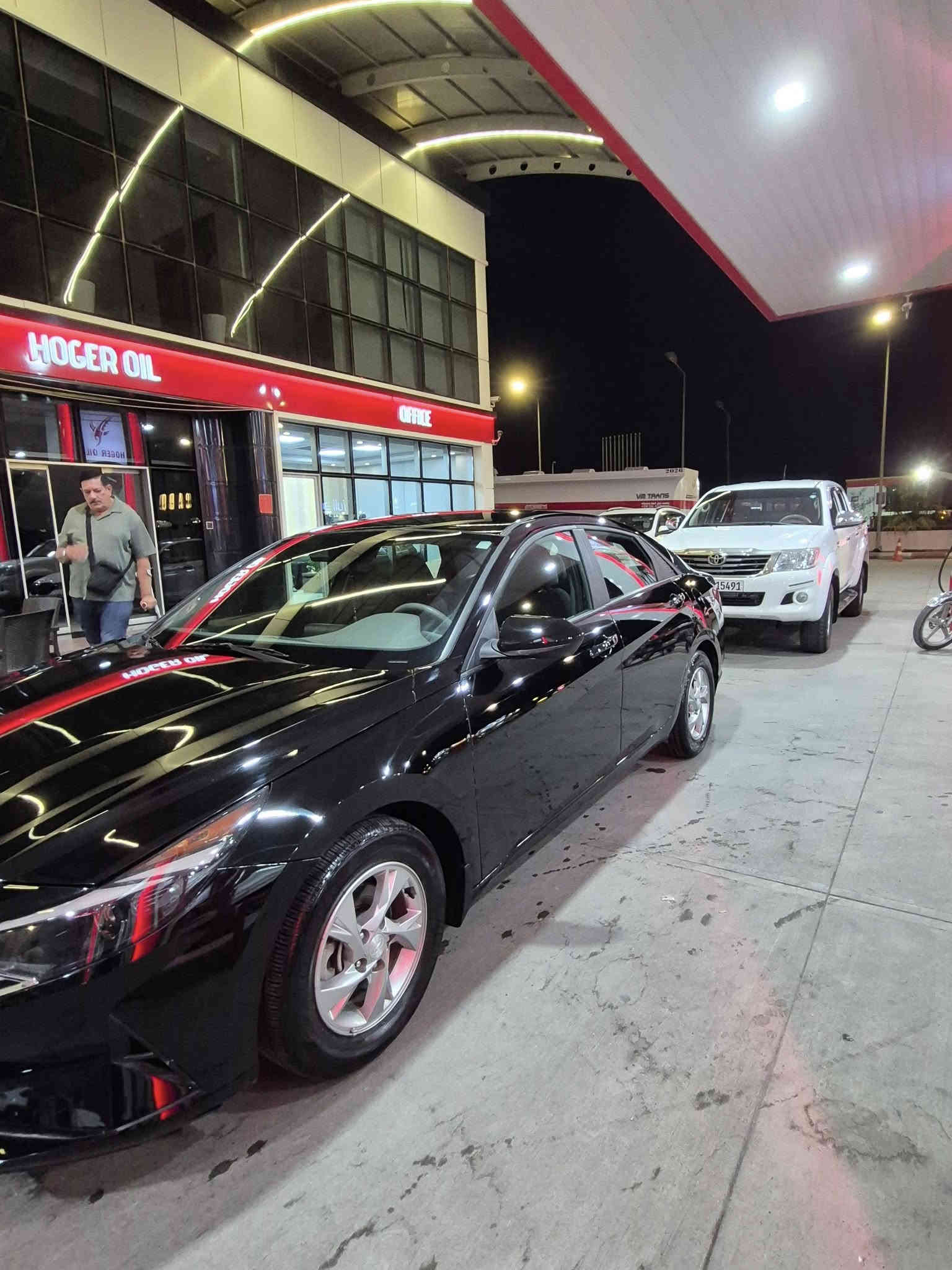 سيارة هوندي النترة موديل 2023 بنزين محرك 2000  ماشي 20 ميل سيارة توب حادث بس بنيد مصبوغ سيارة جملة جدان جاهز عل فحص سيارة بيع فقط سعر 130€ورقة رقمي *********** بيع مستعجل
