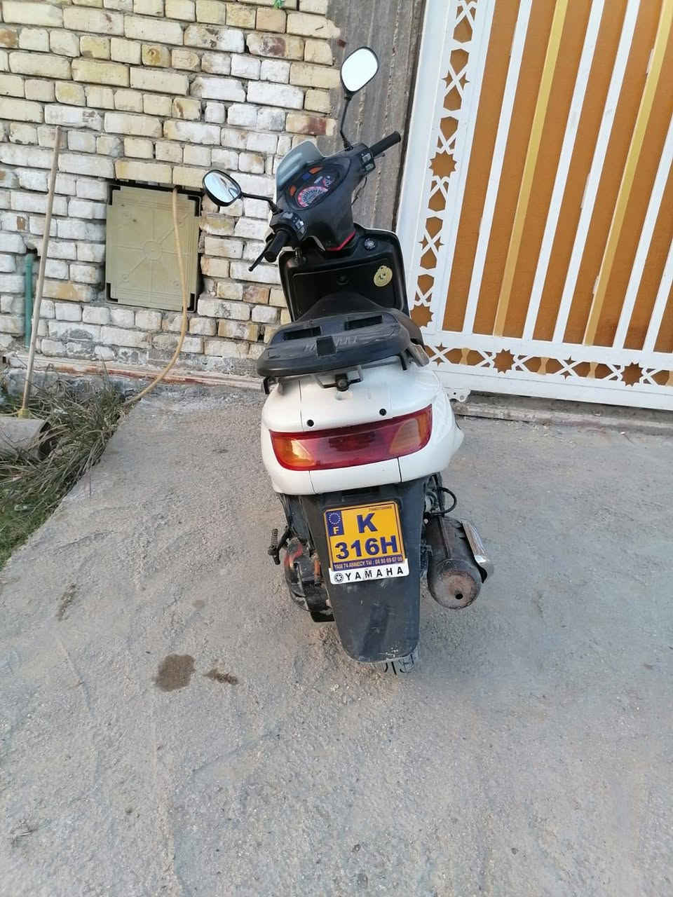 دراجه فراشه للبيع جاهزه من كلشي مكينه مامفتوحه دراجه نظيفه وناعمه السعر ٦٠٠ مجال قليل رقم الهاتف ***********
