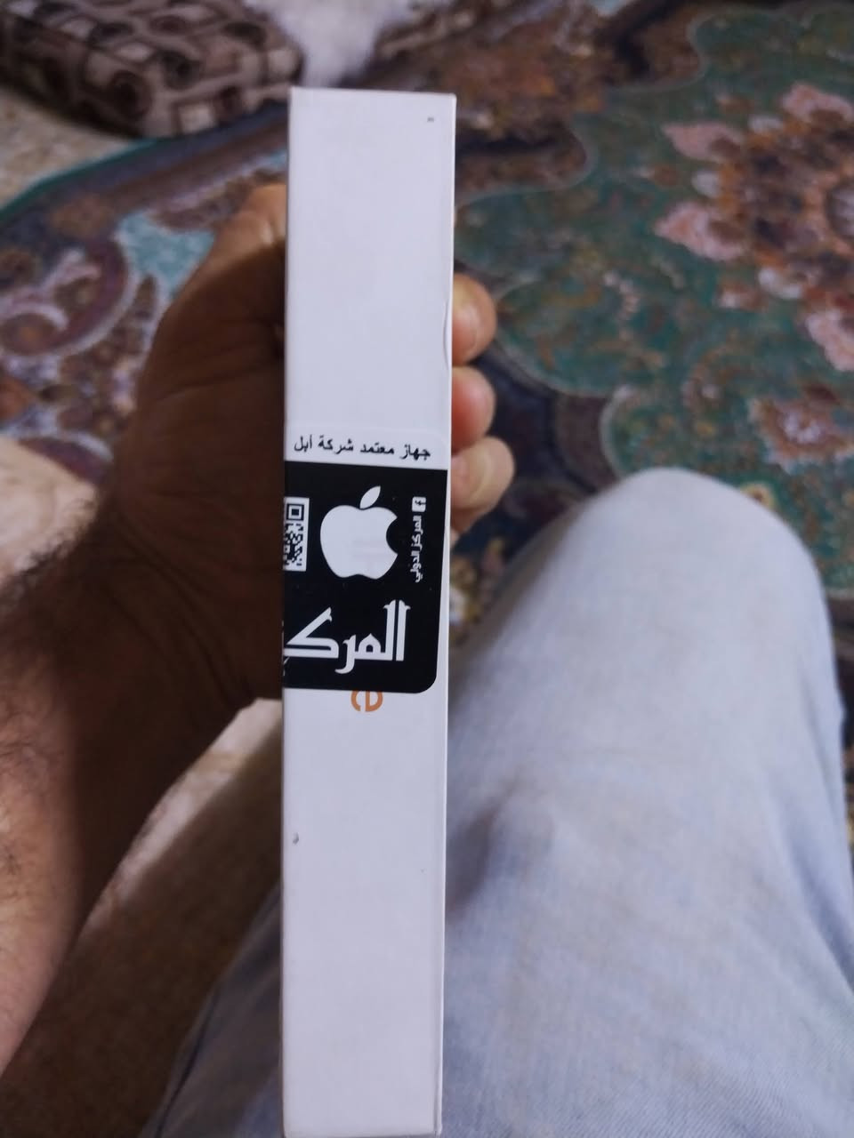 سلام عليكم ايفون 17 برو ماكس ذاكره 256 جهاز بعده بل كارتونه سعره مليونين او 100 ***********
