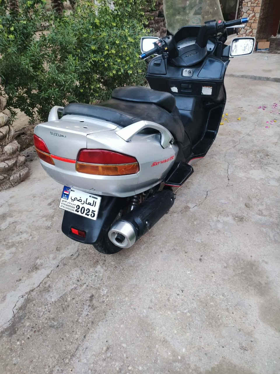 سكاي ويف650 للبيع او مراوس بفورزه (صفر8 او 9)
مواصفات (مري شفط ، ABS ،يدات تدفأه )
منظومة زنون 
الدراجه مكفولة من تنقيص او تبخير المكينه ناعمه خير من الله شرط معدل 180(مكينه مفتوحه) 
مكاني بابل 
السعر مليون و٤٠٠ وبيها مجال 
(اخوان رجأ الموشراي لا يكسر بحلال العالم ) ***********
