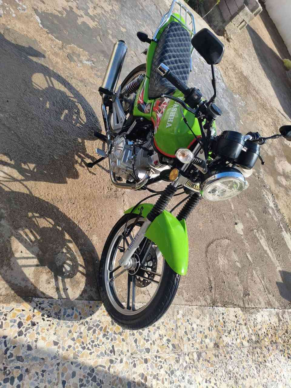 يالله دراجه هيوشه للبيع موديل 24 للبيع دراجه مال جناي ربع متحط عليه محرك فول نشاط هيوشه جديده بمعنه الكلمه اوراق منفيس فقط السعر 975 وبيه مجال بسيط للشراي للاستفسار خاص او ***********
