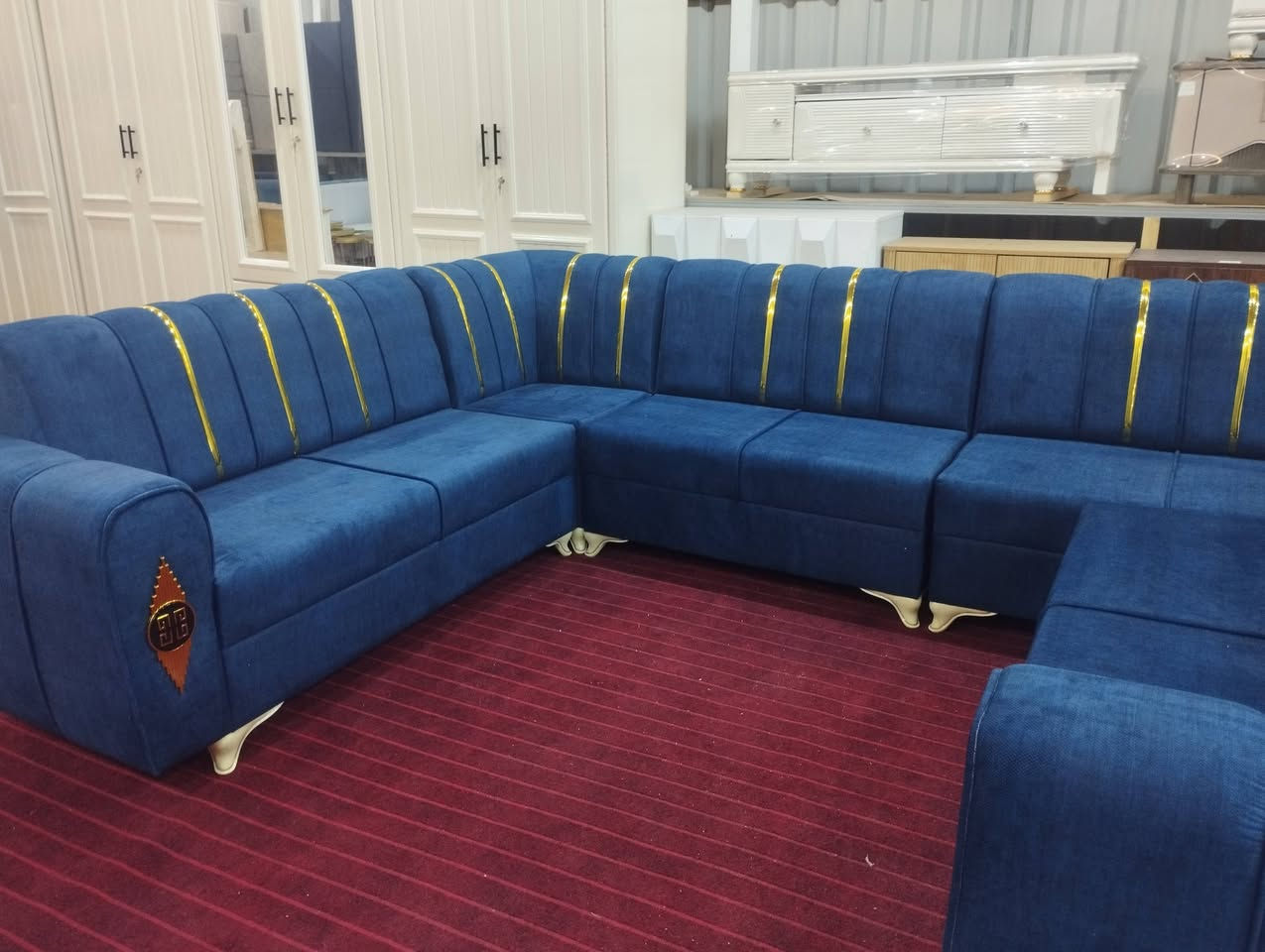 معمل ومعرض الشيخ للقنفات - العنوان البصرة الزبير فلكة البحرية  🇮🇶 القنفات و الأثاث المنزلي
شغلنا تفصال حسب الطلب
رقم الهاتف ***********
