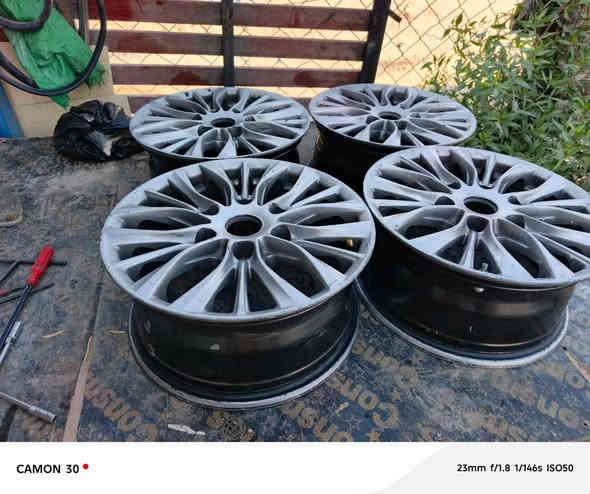 السلام عليكم
اويالة للبيع مال 2018 شرط النضافة مكفولات من كلشي 
مكاني ذي قار قضاء البطحاء 
رقم التلفون /***********
