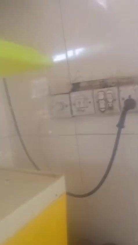 للبيع 60 قفل ما مستخدمه دوم 
ناصريه حي الشهداء***********
