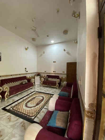 السلام عليكم دار للبيع مساحة 300 متر طابو

زراعي تحويل بـ اسم المشتري 

*غرف عدد 4x5 2

*استقبال 6ونص ب 4

* هول + كلدور 

* صحيات خارجيه وداخليه

*ماء خدمات كهرباء كله كامل

*(السعر 65 وبي مجال )

*عنوانه

*طريق حله ديوانيه جاي من شركة الرنا قرب اسواق

لبغدادي

*الاستفسار الاتصال على هاذا رقم واتساب

***********
