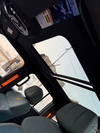 سيارة • للتواصل • بدون تفاصيل