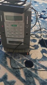 مسجل سوني • شغال • راديو بس