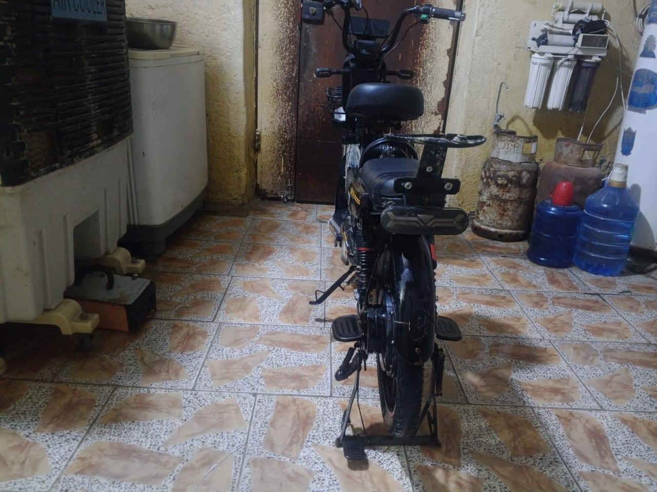 سلام عليكم دراجه شحن للبيع
نوعيه SHA 
باتريات 4
سرعه 80
السعر 200
دراجه حلوه ونضيفه بس بيه ضعف بل باتريات


**إذا كنت صاحب هذا الإعلان وتريد حذفه لأي سبب، رجاءا أرسل رسالة إلى الدعم الفني**