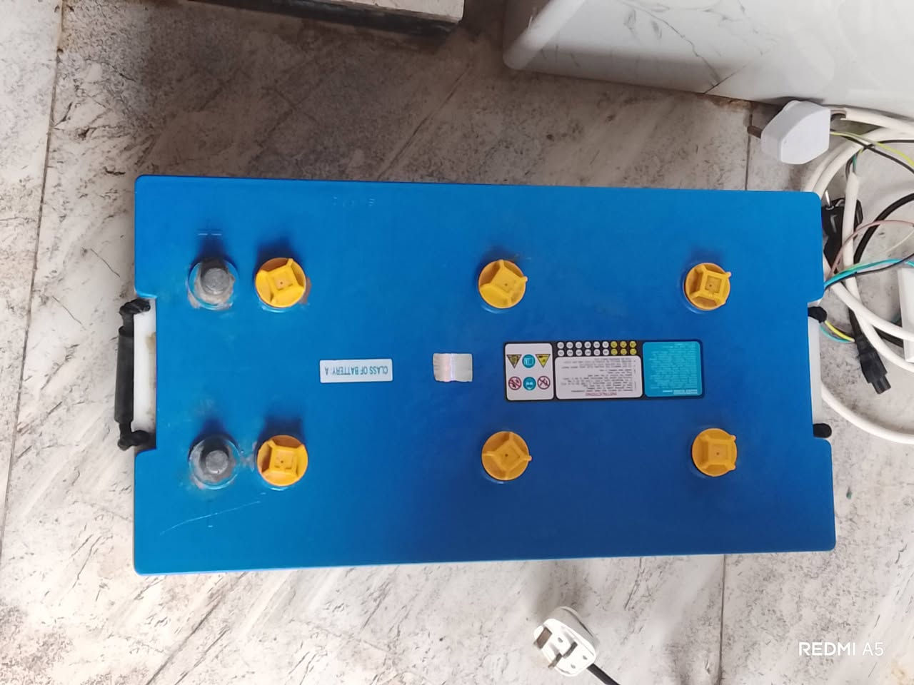 السلام عليكم ورحمة الله وبركاتة عاكسه كهربائية للبيع شغاله كامل هي وباتريه مال  جبير كلش وياه ضفيره الكهرباء السعر 250وبيه مجال قليل العنوان سوق الشيوخ طريق العكيكه لاستفسار متواجد خاص وشريحه واتساب الاتصال ***********
