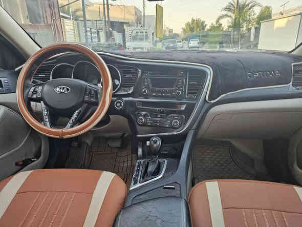 سلام عليكم عندي كيا اوبتما للبيع موديل 2014 رقم أربيل بسمي هزه وسنويه جديده السياره جاهزه اي نقص ما بيهه فول الفول بونيراما كشنات جلد كان كهربا شفتات ستيرن كامره مري شفط تخم تاير محرك 2400 لايت زنون بك لايت لد بصمه أبواب وبصمه تشغيل بيهه اربع قطع صبغ فقط السعر 120 ورقه مكان السياره بغداد العامرية الشراي يتصل ***********
