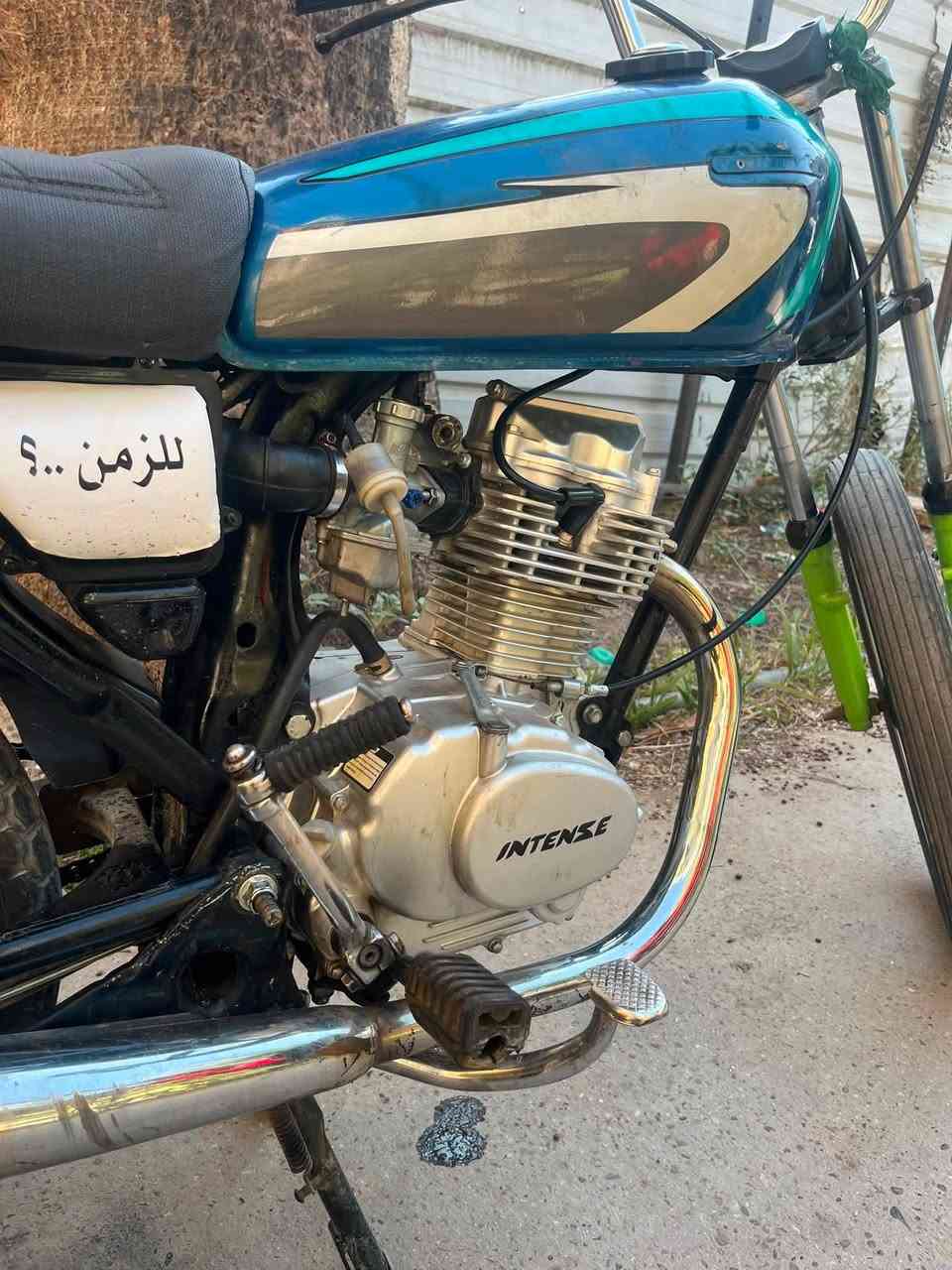 السلام عليكم دراجه ايراني حربي محرك انتنس الاصلي المحرك جديد و شاصي مال نامه بوري رفيع الاصلي دراجه خير من الله غراضها كلها اصلي شوفت عينك خير من الله و نصبتها بالحقيقه بعد احله اكلجات طرد مركزي 3براغي ماصلها اسبوع دراجه تخبل و تاكل الشارع اكل بس احتازيت و اريد ابيعها السعر ب550 و بيها مجال بصيط مكاني بغداد البياع هذا الرقم للشراي ***********
