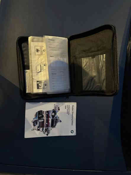 BMW 1991 السيارة جديدة مكينة كير حدادة  مصبوغة جمالية السيارة برغي ما بيعة نقص 
 تخم تاير جديد حدادة جديدة صبغة جديدة دواخل جديد جاهزة وارد يابان  الرقم التواصل ***********
