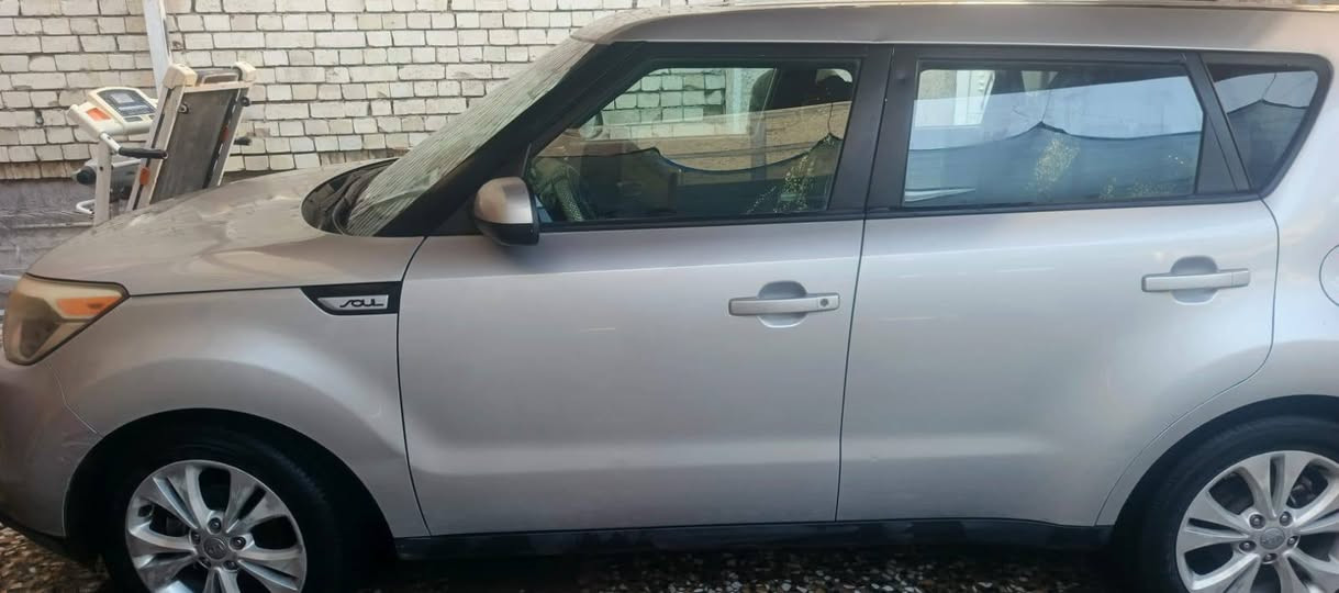 السلام عليكم ورحمة الله وبركاته من رخصت الأدمن 
صول 2015 بغداد سنويه 29حادثها خلفي شاهد الله سياره نظيفه 2000gdi
ماشيه 53الف مكاني بغداد116وبيها مجال 
***********
