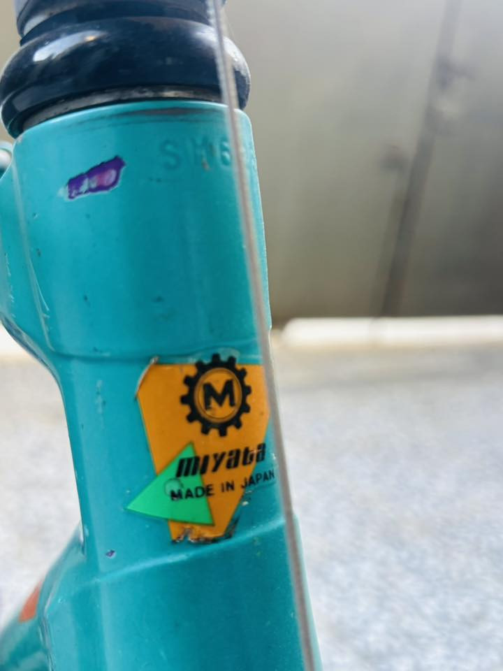 بايسكل كنت حصان قطعه نادره  وزن خفيف معدن المنيوم كل غراضه اصليه تخم شيمانو بالكامل وكلشي شغال لون مميز وياله كمبنيون لشه عاليه قياس اكس لارج 
رايده ب130 بي مجال بسيط 
مكاني الامين


**إذا كنت صاحب هذا الإعلان وتريد حذفه لأي سبب، رجاءا أرسل رسالة إلى الدعم الفني**