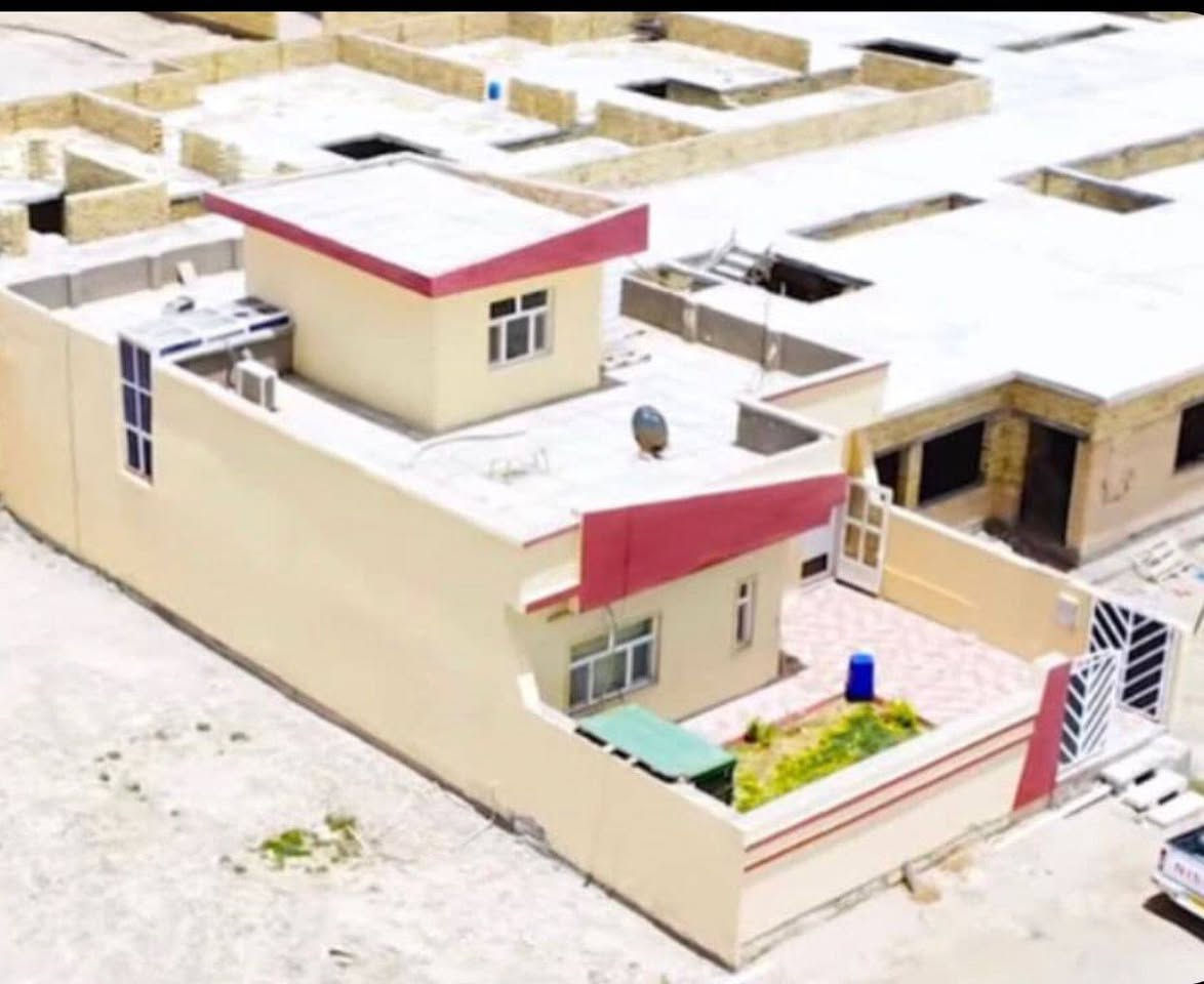 سلام عليكم 
بيت طابو ركن للبيع جاهز للسكن  بمجمع مدينة الرضا السكني قرب جامعة  ذي قار على الطريق الحولي..
البيت ركن المساحه ٢٠٠ متر .. وكراج سياره وحديقه وبجانب البيت فضله ٢٠٠ متر  هم تكون حديقه للبيت وايضا كدامه ساحه خضراء
السعر ١٣٥ مليون مع الاثاث وغير مطلوب لمستثمر او مصرف او مبادره يعني العقد مباشرة باسم المشتري البيت جاهز للسكن 
اي استفسار الاتصال على الرقم واتساب 
***********
@إشارة الحاج محسن الركابي الركابي الحاج احمد الاسكندراني الحاج ابو احمد العبودي الحاج ايادابو زينب الازيرجاوي عقارات مناسبة عقار ذي قار دارك علي هادي مهند ابو علي سيد علاء الحسيني ام ام نور ام حمودي ام مصطفى لوساطة لعقارية
