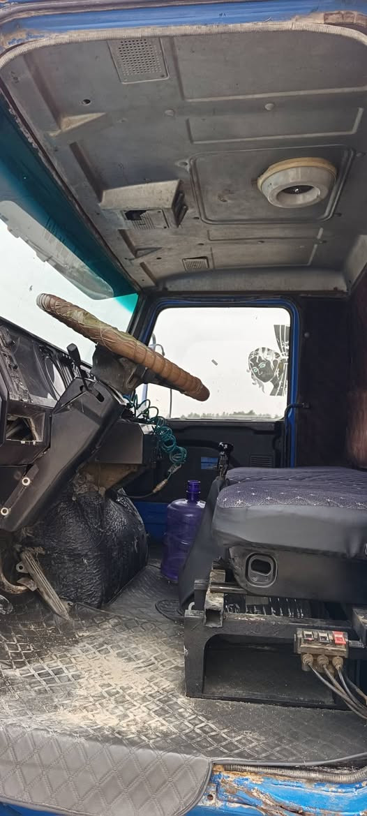 للبيع سكانيا 112 رقم نجف سعر 170 سياره جديده بمعنه الكلمه ستفسار ***********
